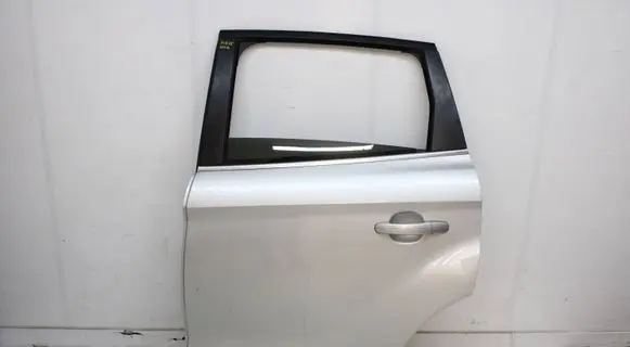 Ford Kuga I Rear door