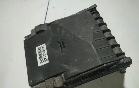 Audi A3 S3 8P Fuse box cover 1K0937132F 1K0.937.132F