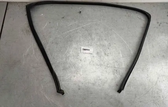 BMW X5 E70 Rubber seal rear door window/glass 51767208592 51767146628 7208592