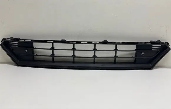 Volvo XC40 Front bumper lower grill 32136098