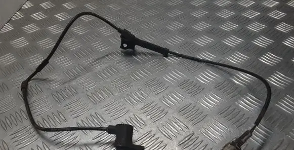Toyota Avensis T250 ABS brake wheel speed sensor 8954302040