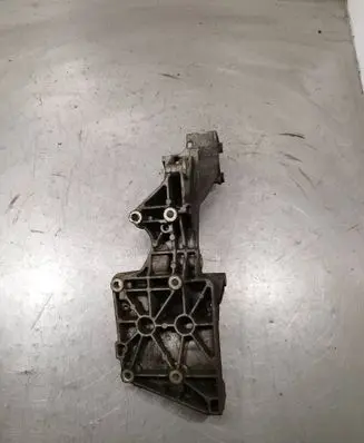 Mitsubishi Outlander Generator/alternator bracket 03G903143E