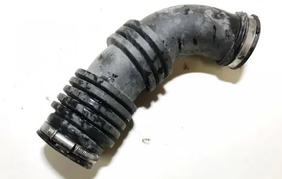 Ford Focus Air intake hose/pipe 3m519a673ke 3m51-9a673-ke