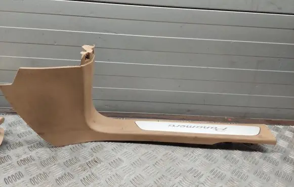 Porsche Panamera (970) Front sill trim cover 970555518