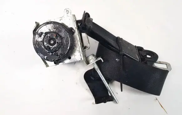 Opel Astra H Front seatbelt