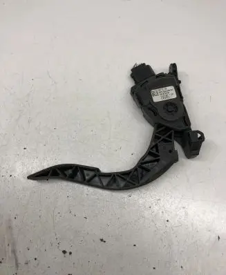 Audi A4 S4 B8 8K Accelerator throttle pedal 8K1721523 6PV00950500