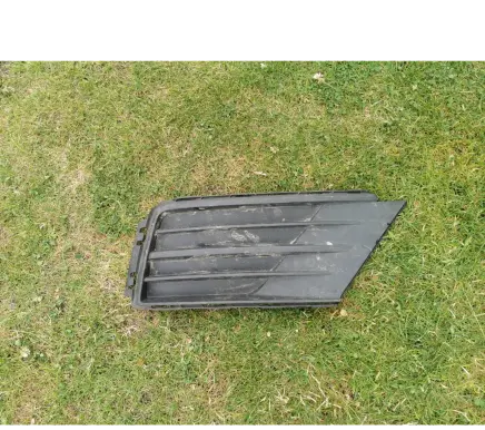 Volkswagen Caddy Front bumper lower grill 2K5853666E