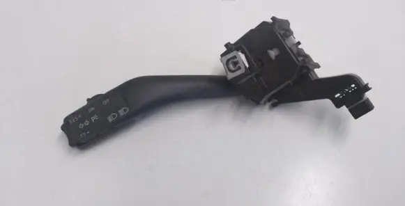 Volkswagen Golf V Indicator stalk 1K0953513A
