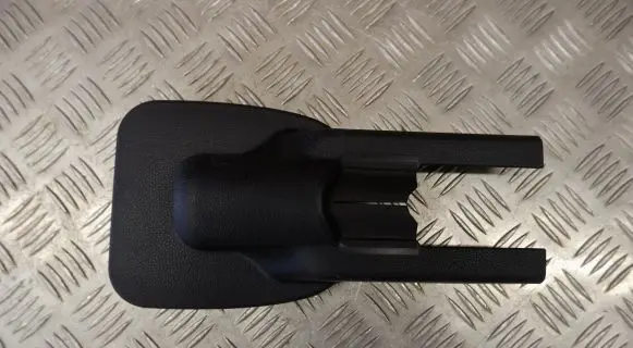 Toyota Highlander XU70 Seat trim 721580E140