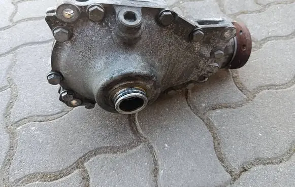 BMW 5 F10 F11 Front differential 17586910 1517558151