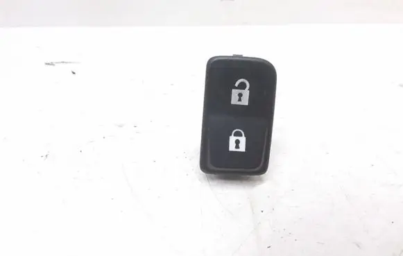 Volvo C30 Central locking switch button 30773333 30773334