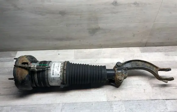 Audi A6 S6 C7 4G Front shock absorber/damper 4G0616039AD 032013 308614705