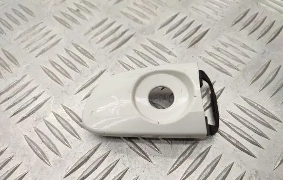 Volvo XC90 Front door handle cover 