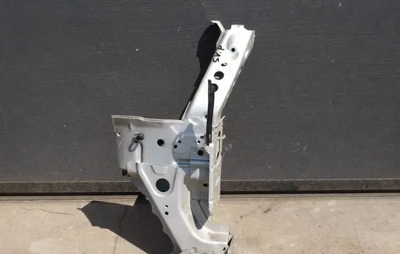 Suzuki Vitara (LY) Front quarter panel