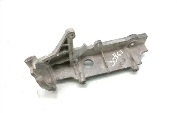 Mercedes-Benz B W245 EGR valve cooler bracket A6511420200
