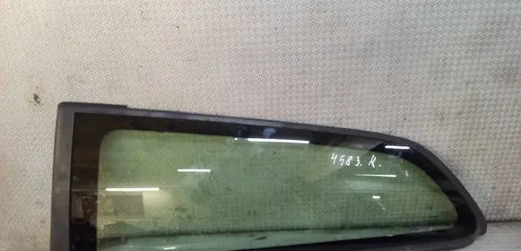 Volvo C30 Rear side window