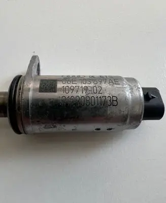 Audi Q3 F3 Camshaft vanos timing valve 06E103697AE 10971902 21090801173B