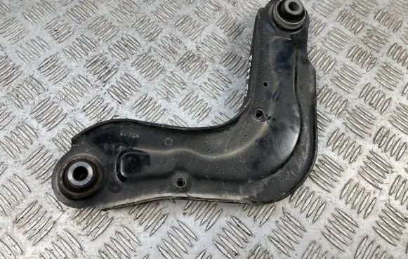 Chrysler Pacifica Rear control arm 68445336AA