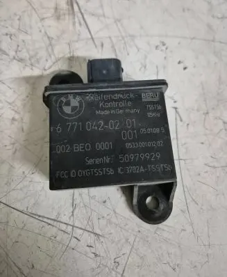 BMW 7 E65 E66 Tire pressure sensor 67710420201 50979929 6771042