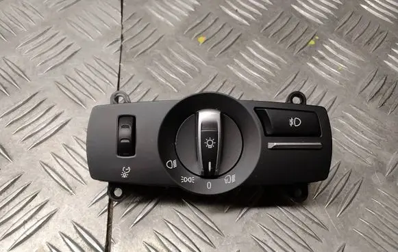 BMW 5 F10 F11 Light switch 9346839