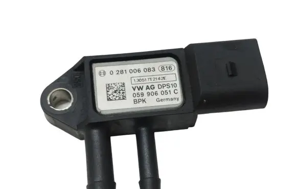 Skoda Superb B6 (3T) Exhaust gas pressure sensor 059906051C 130517T2142E 0281006083