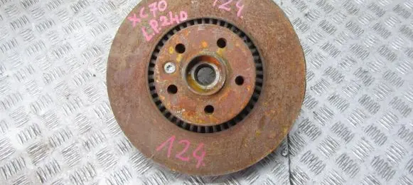 Volvo XC70 Front wheel hub spindle knuckle