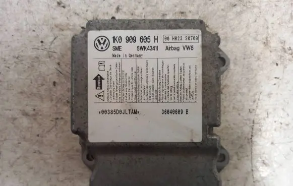 Volkswagen Golf V Airbag control unit/module 1K0909605H 5WK43411 06H023S0700