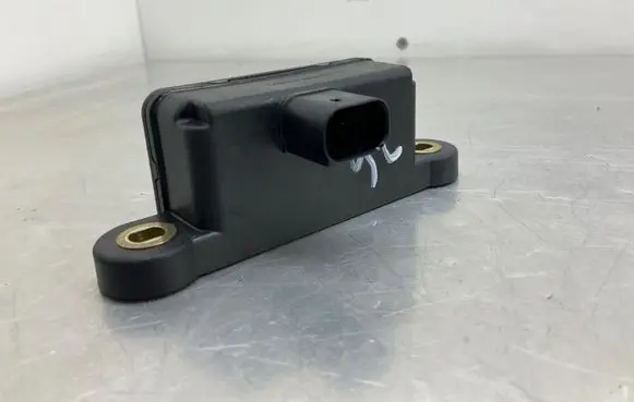 BMW 3 E92 E93 ESP acceleration yaw rate sensor 6780334