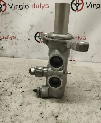 Ford Focus Master brake cylinder A426K X6121400
