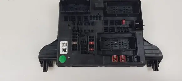 Opel Insignia A Fuse module 1327732103 544949969