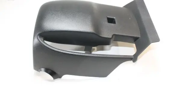 Nissan Qashqai Steering wheel column trim