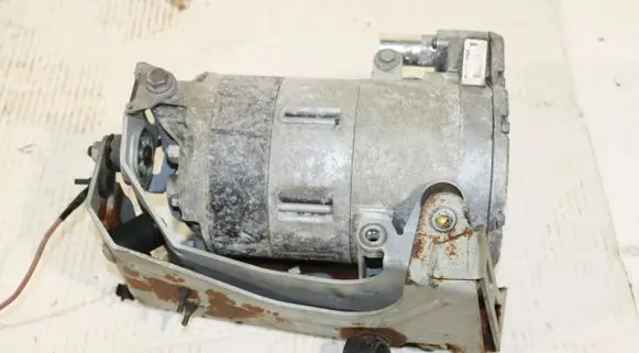 BMW i8 Air conditioning (A/C) compressor (pump) 64529332199