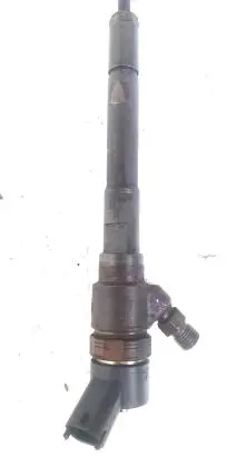 KIA Carens II Fuel injector 0445110258
