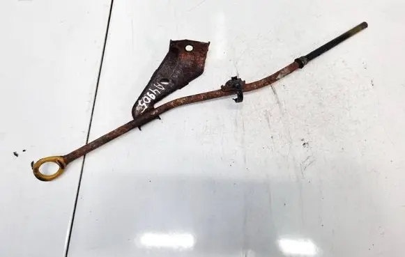 Toyota Avensis T250 Oil level dip stick 