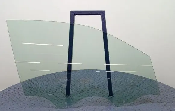 Volkswagen PASSAT B7 USA Front door window glass four-door 2GM845202