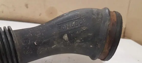 Ford Focus Air intake hose/pipe 4M519A673AE