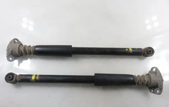 Volkswagen Golf IV Rear shock absorber/damper 23925