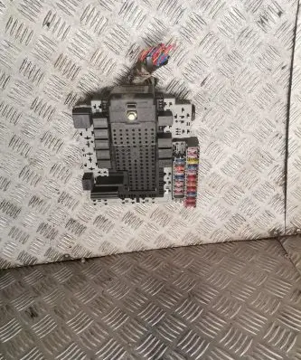 Volvo S60 Fuse module 9162315