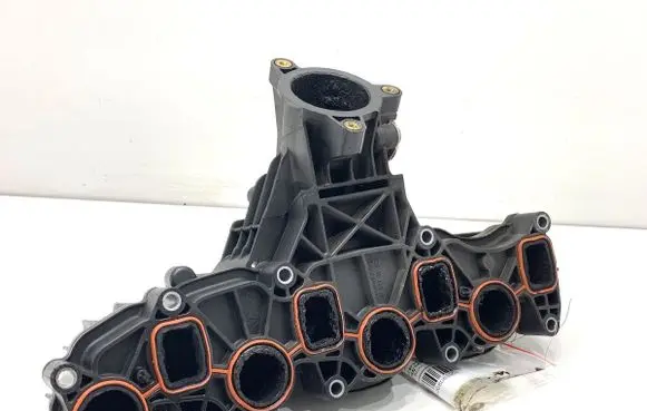 Volkswagen PASSAT B7 Intake manifold 03L129711AN