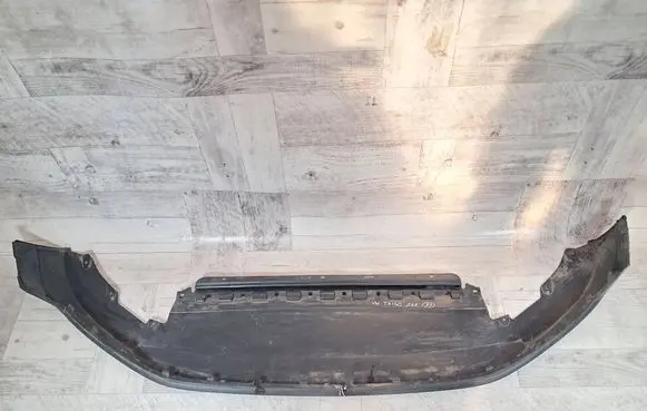 Volkswagen Taigo Front bumper lip 2G7805903B
