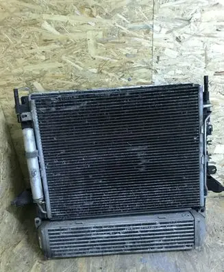 Land Rover Discovery 3 - LR3 Radiator set 