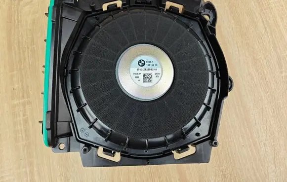 BMW 4 G22 G23 G24 G26 Subwoofer speaker 2622562
