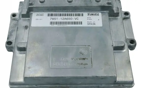Ford Focus Engine control unit/module 7M5112A650VC 2CGC