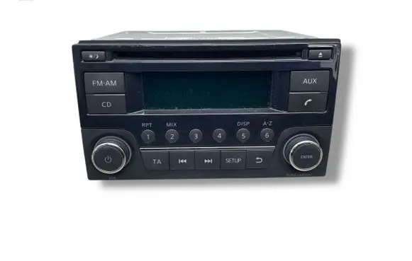 Radio/CD/DVD/GPS head unit