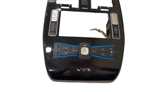 Nissan Leaf I (ZE0) Center console 682603NA0A 682U13NA0A 275003NA0B