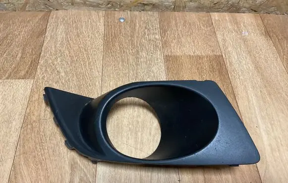 Subaru Legacy Front fog light trim/grill 57731AG660