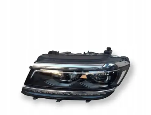 Volkswagen Tiguan Headlight/headlamp 5NB941081A