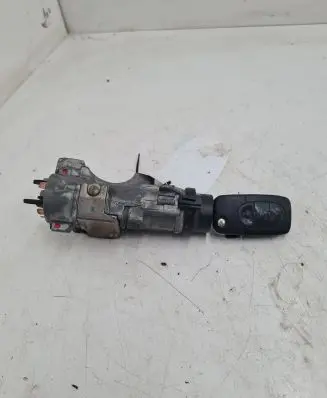Audi A6 S6 C5 4B Ignition lock 4B0905851