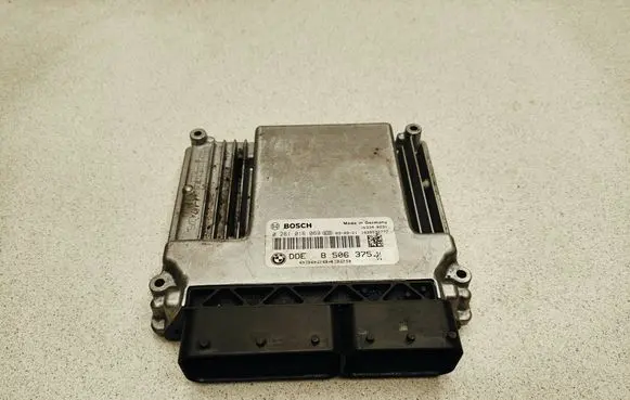 BMW 3 E90 E91 Engine control unit/module 0281016069 8506375 030284329