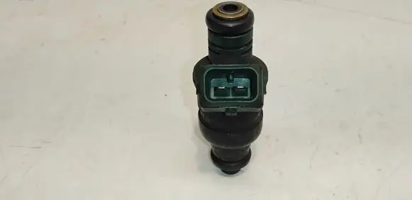 Audi A3 S3 8L Fuel injector 037906031AA